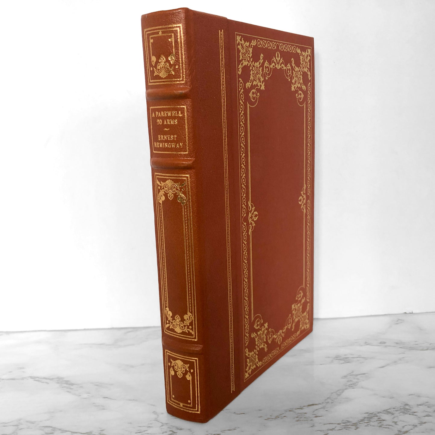 A Farewell to Arms by Ernest Hemingway [THE FRANKLIN LIBRARY / 1979]