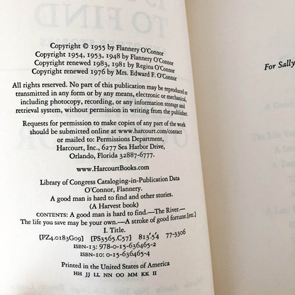 A Good Man is Hard to Find & Other Stories by Flannery O'Connor [TRADE PAPERBACK]