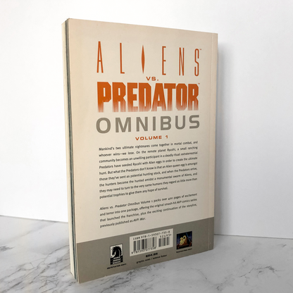 Aliens VS Predator Omnibus [VOLUME 1] - Bookshop Apocalypse
