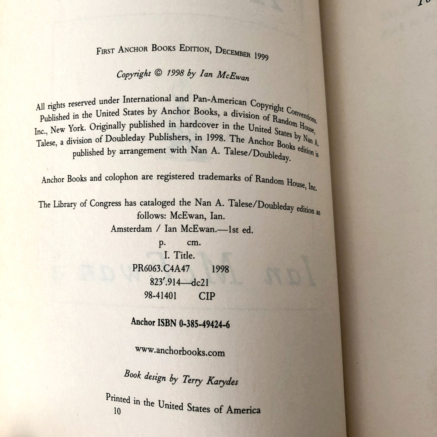 Amsterdam by Ian McEwan [1999 TRADE PAPERBACK]