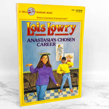 Anastasia's Chosen Career by Lois Lowry [FIRST PAPERBACK PRINTING] 1988