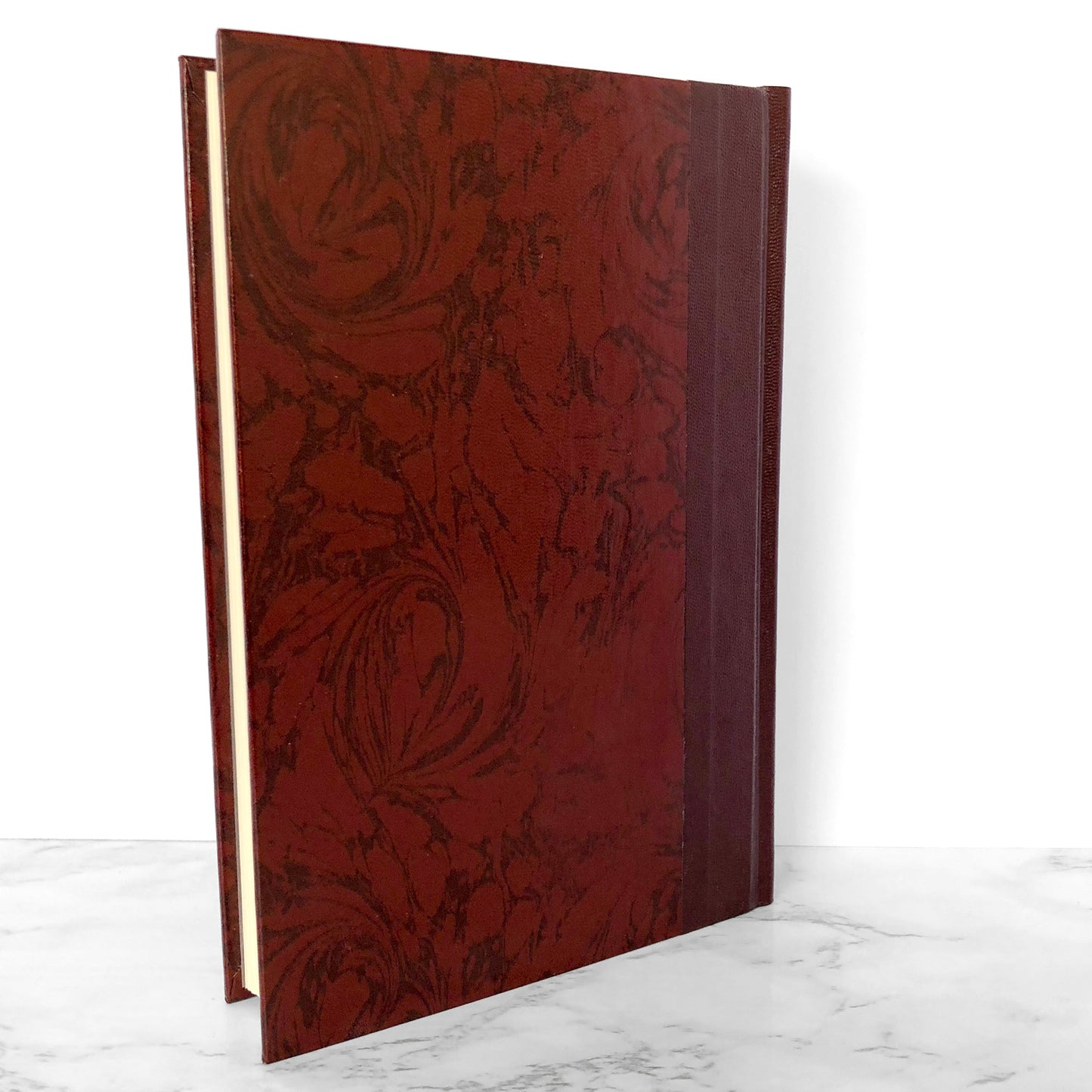 A Passage to India by E.M. Forster [ILLUSTRATED HARDCOVER / 1989]