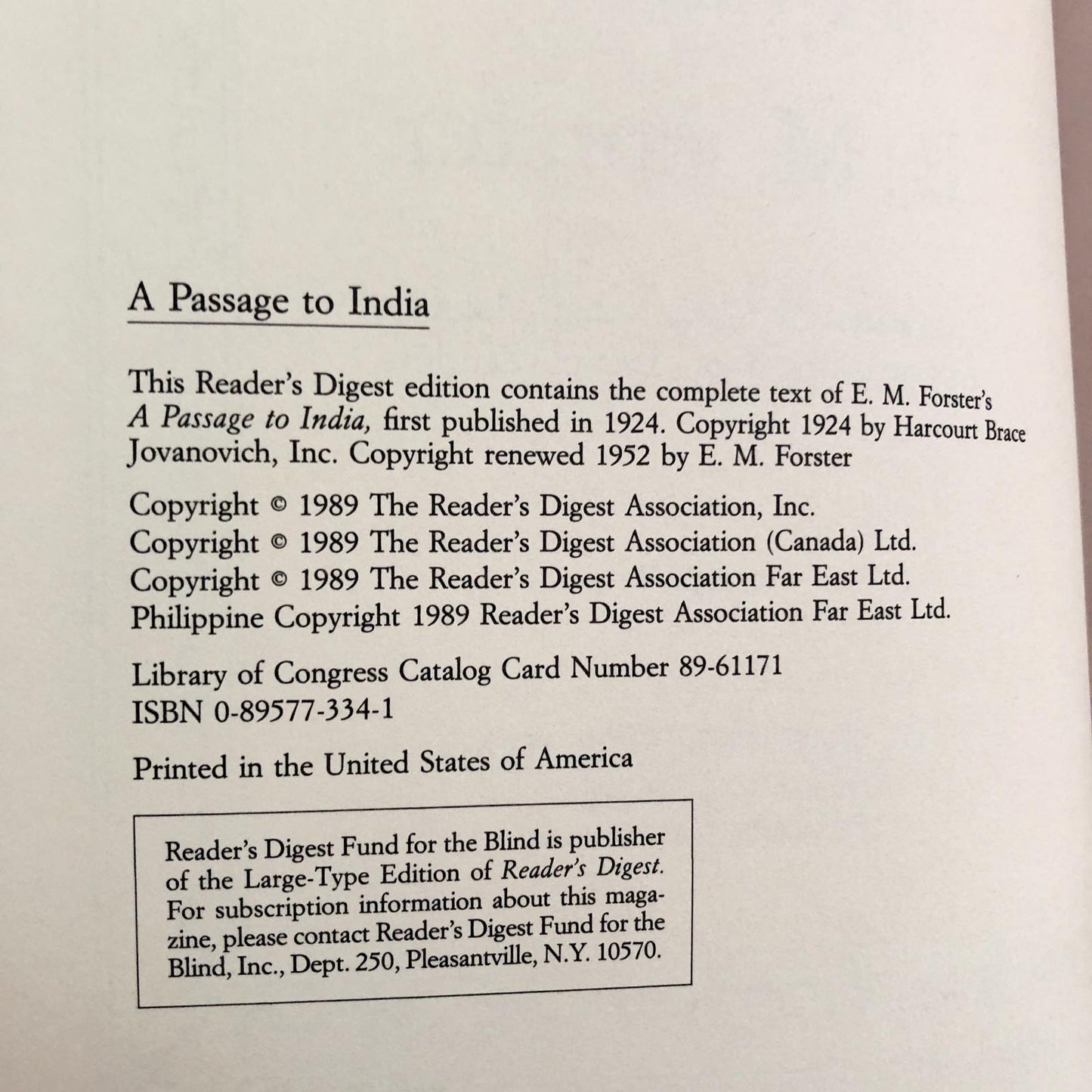 A Passage to India by E.M. Forster [ILLUSTRATED HARDCOVER / 1989]