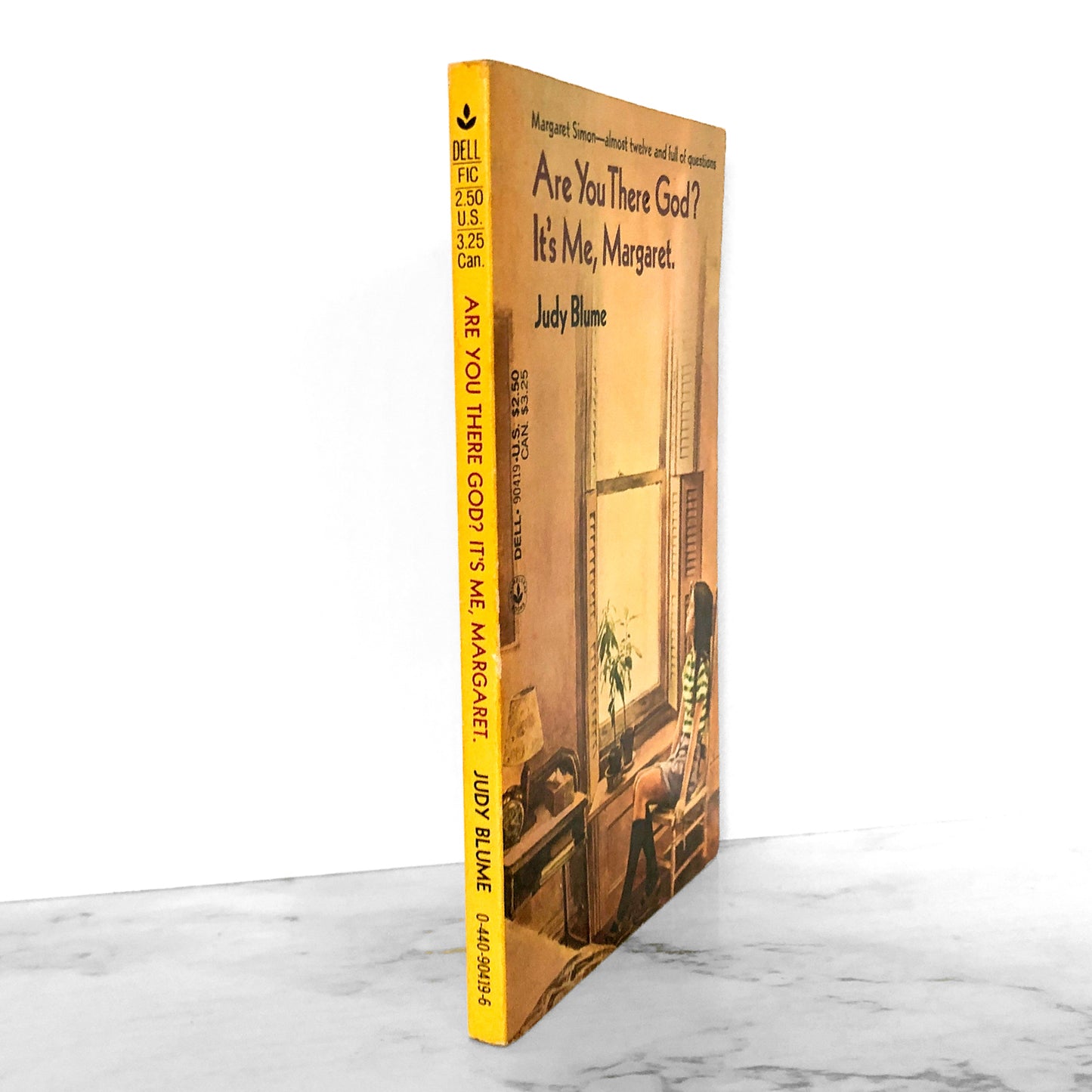 Are You There God, It's Me Margaret? by Judy Blume [1984 PAPERBACK]