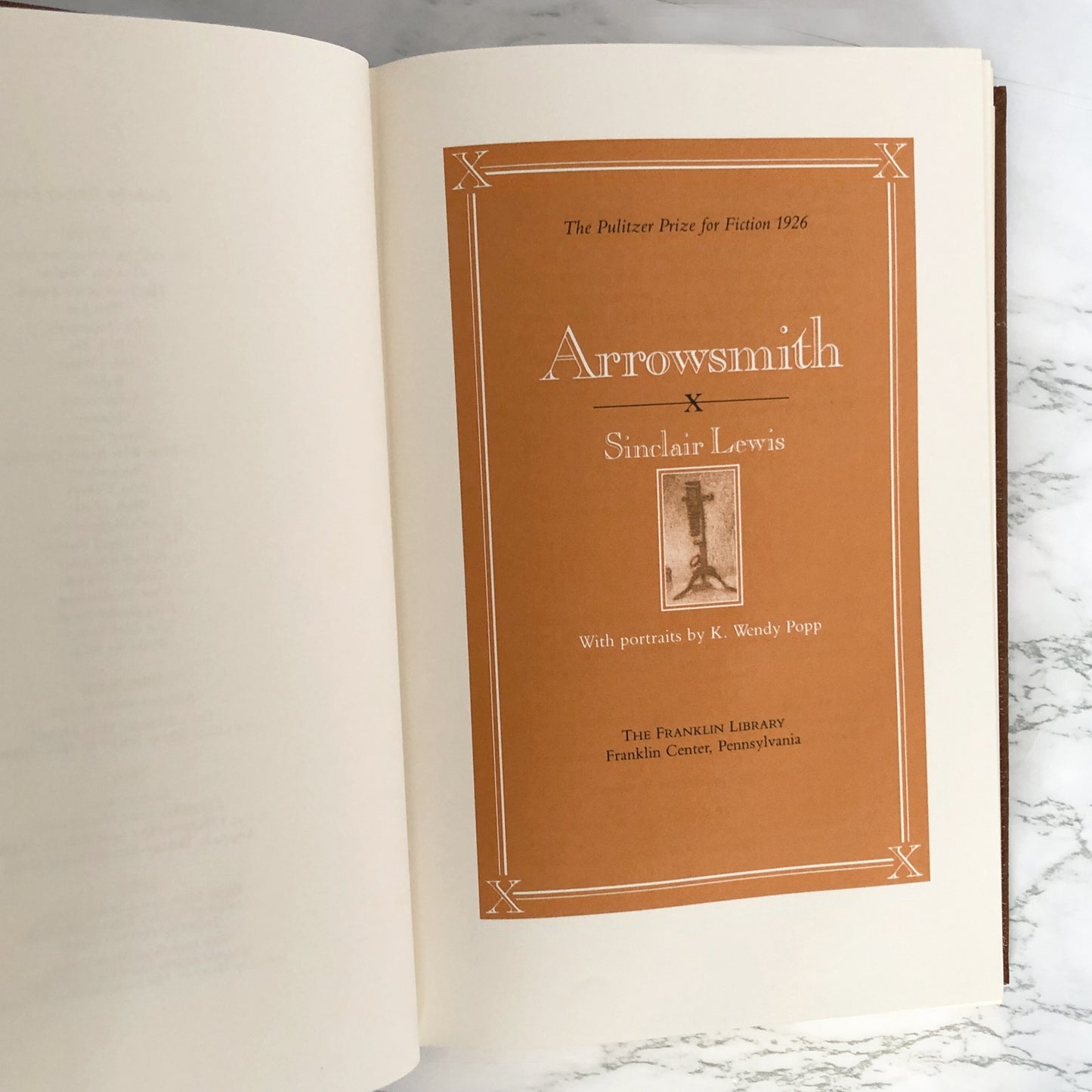 Arrowsmith by Sinclair Lewis [THE FRANKLIN LIBRARY / 1987]