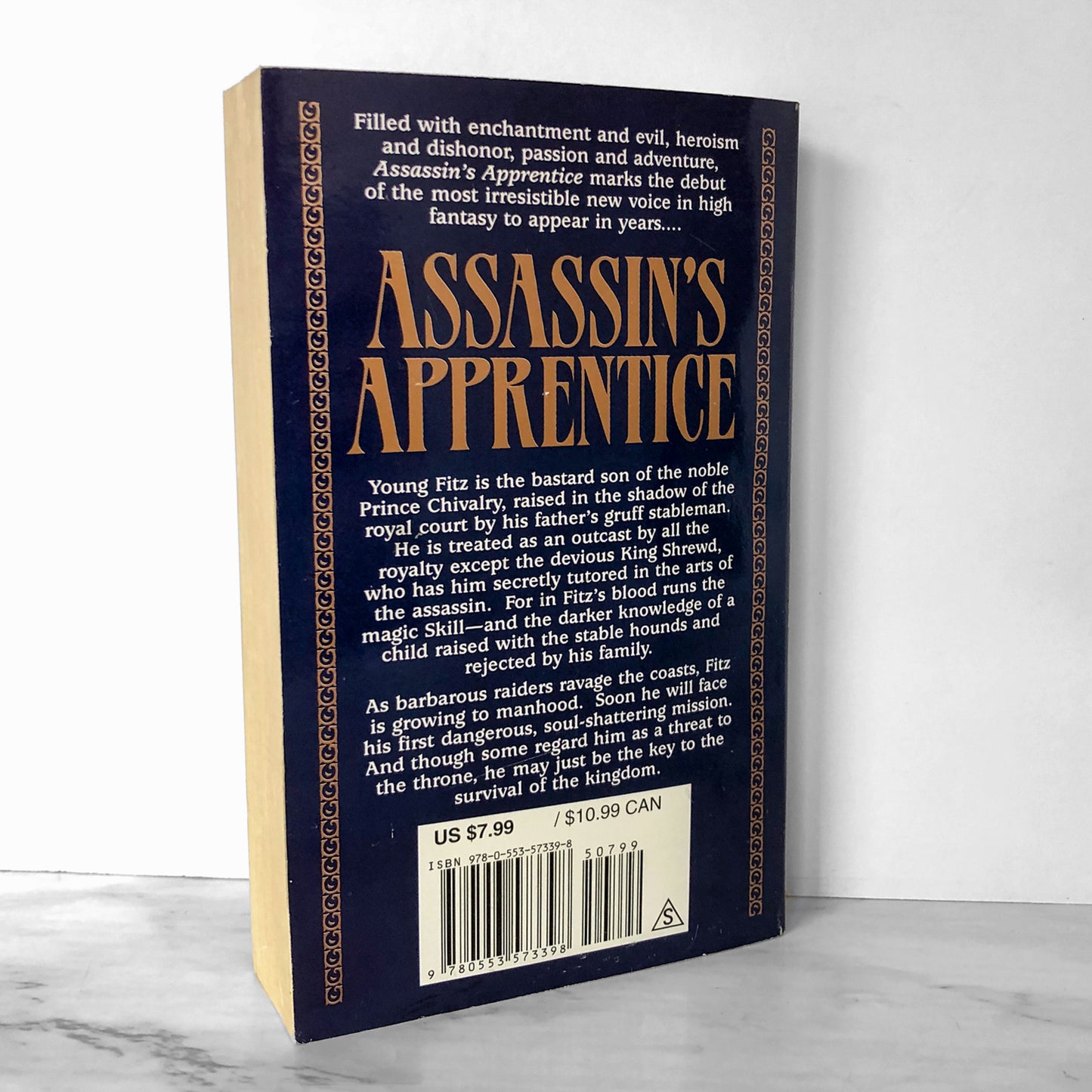 Assassin's Apprentice by Robin Hobb SIGNED! [1996 PAPERBACK]