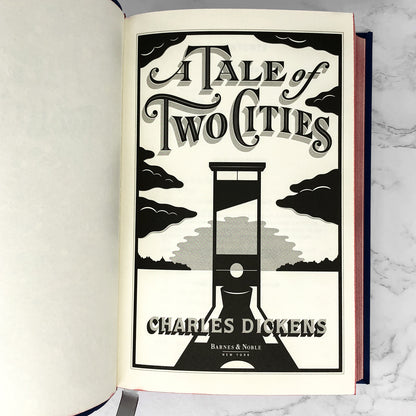 A Tale of Two Cities by Charles Dickens [FLEXI COLLECTOR'S EDITION] 2019