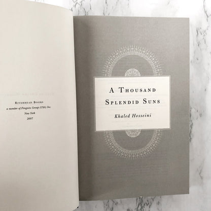 A Thousand Splendid Suns by Khaled Hosseini [FIRST EDITION] 2007 • Riverhead Books