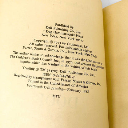 A Wind in the Door by Madeleine L'Engle [TRADE PAPERBACK] 1983