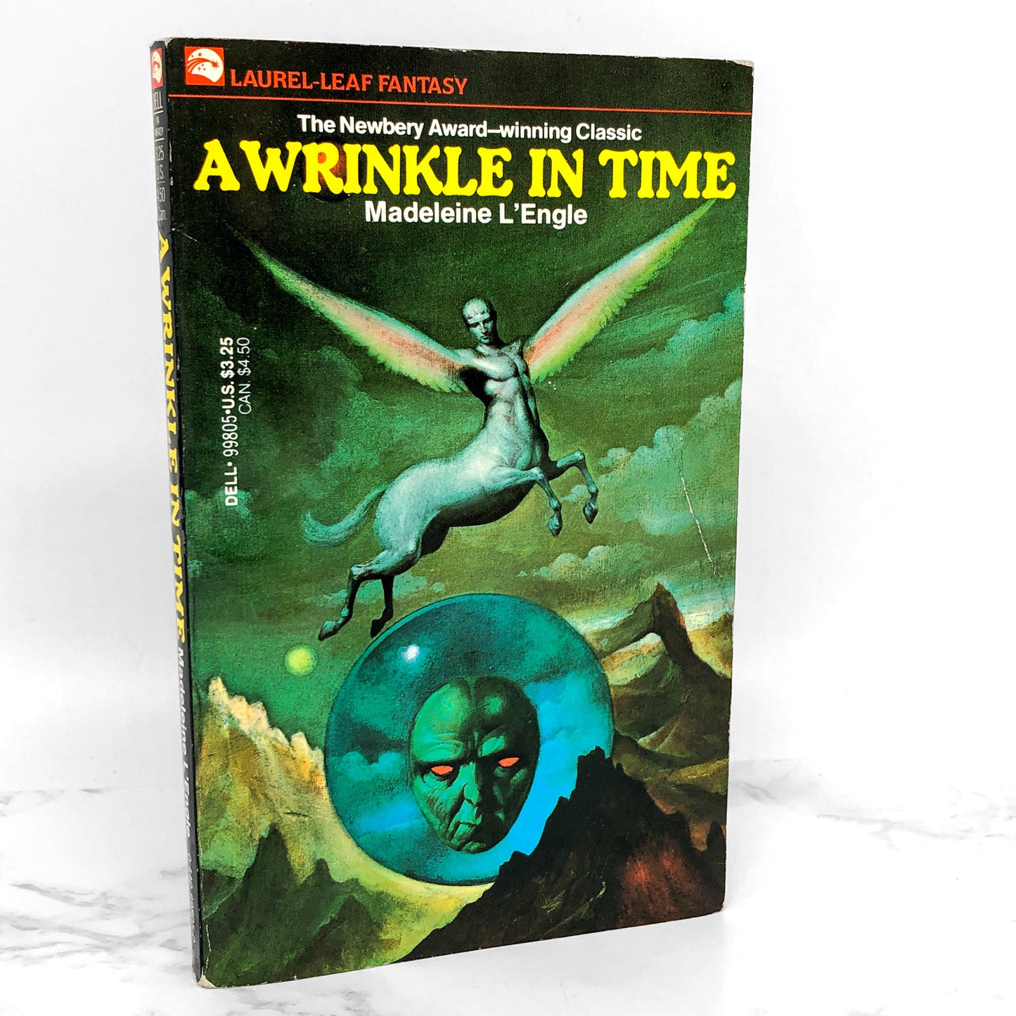 A Wrinkle in Time by Madeleine L'Engle [1976 DELL PAPERBACK]