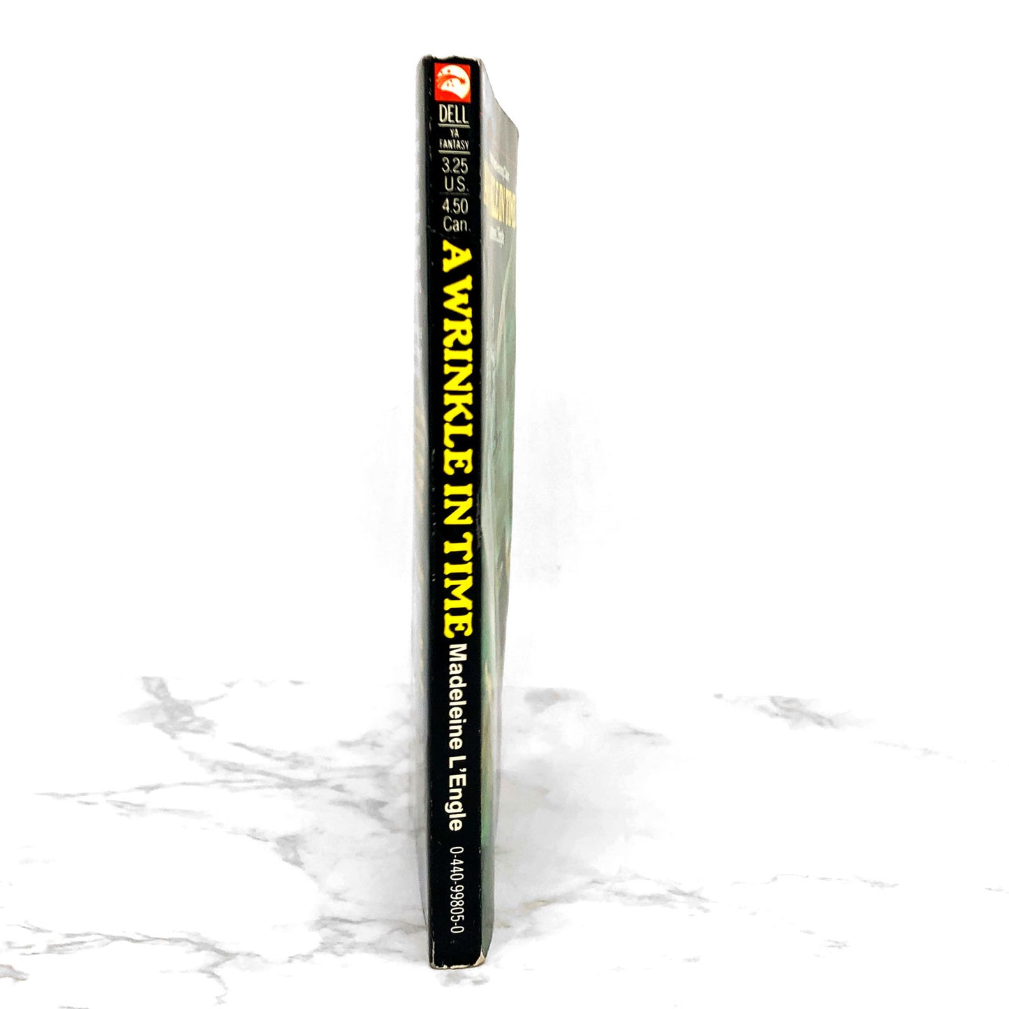 A Wrinkle in Time by Madeleine L'Engle [1976 DELL PAPERBACK]