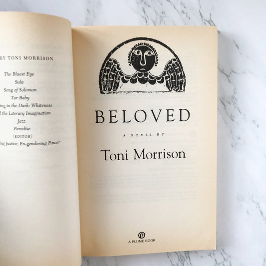 Beloved by Toni Morrison [TRADE PAPERBACK / 1988]