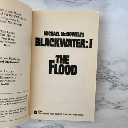 Blackwater I: The Flood by Michael McDowell [FIRST PRINTING / 1983]