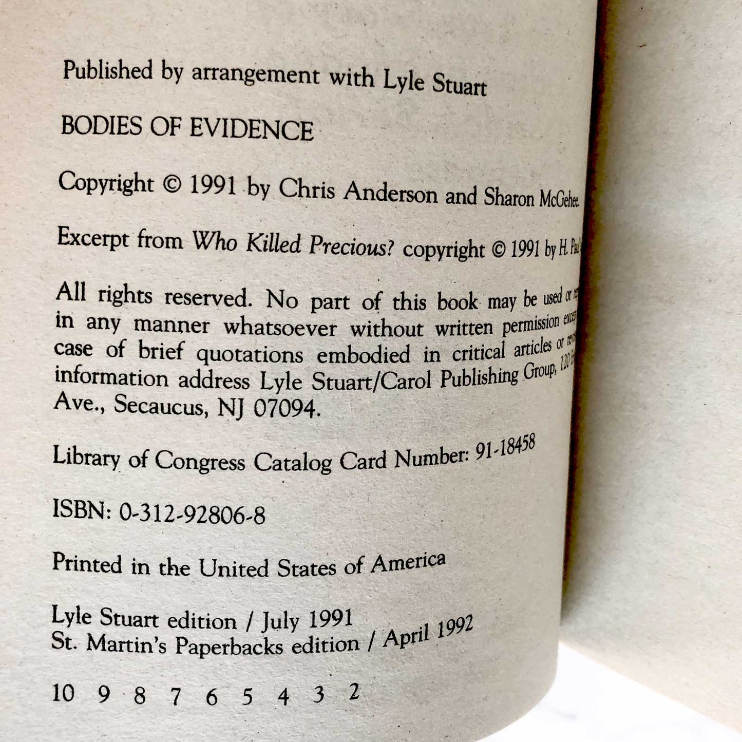Bodies of Evidence: The True Story of Judias Buenoano Florida's Serial Murderess by Chris Anderson [1992 PAPERBACK]