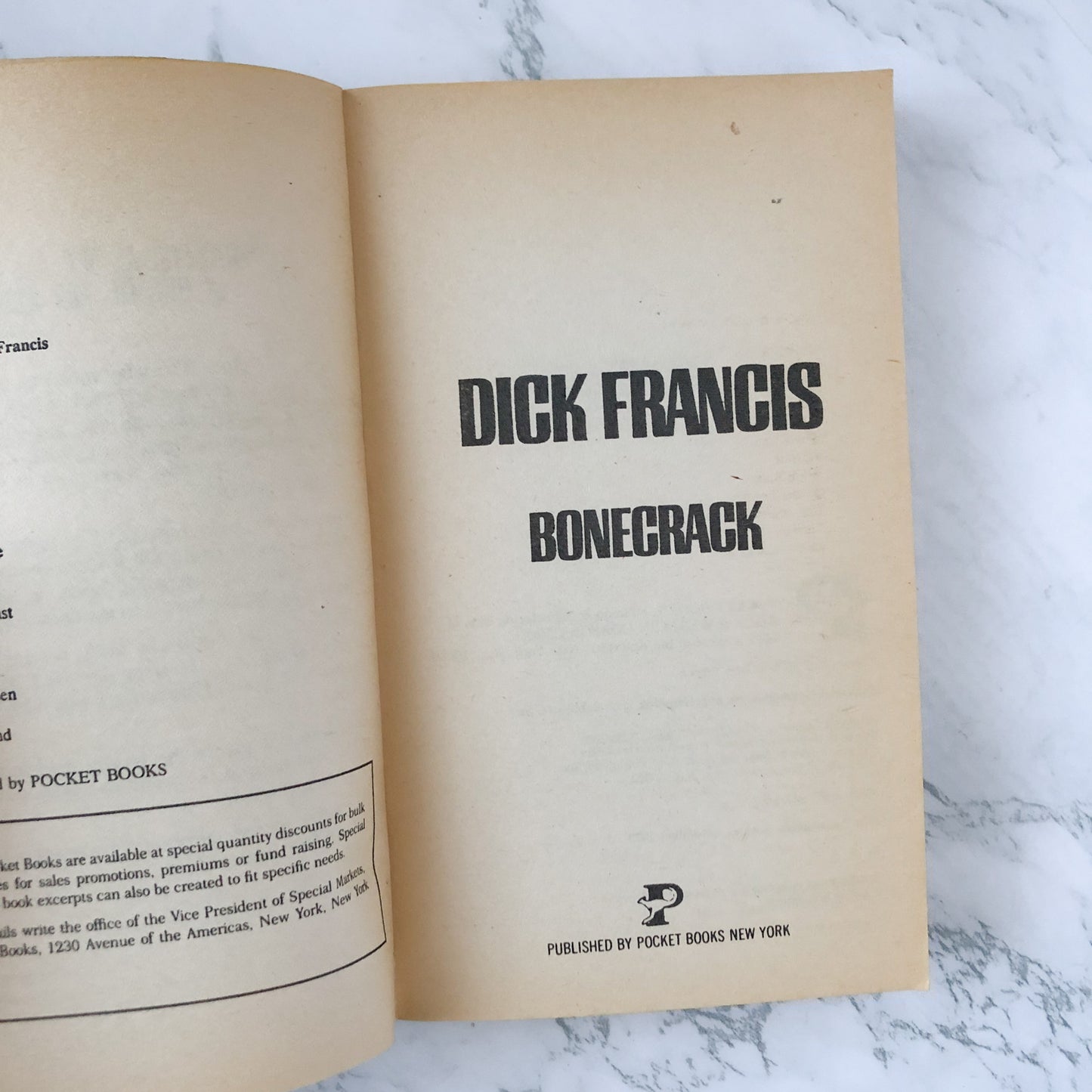 Bonecrack by Dick Francis [1978 PAPERBACK] - Bookshop Apocalypse