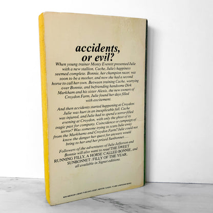 Bonnie and the Haunted Farm by Barbara Van Tuyl [1974 PAPERBACK]