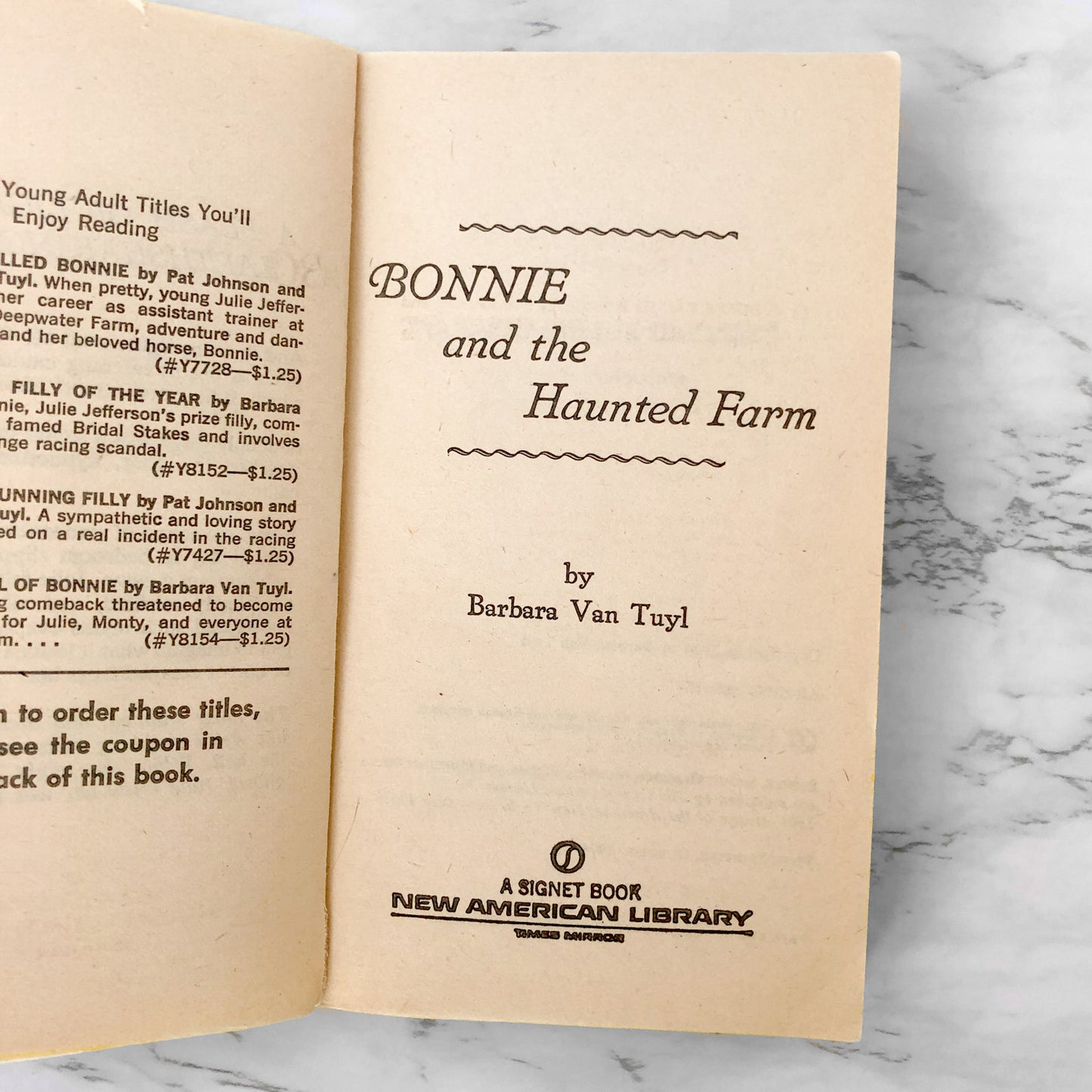 Bonnie and the Haunted Farm by Barbara Van Tuyl [1974 PAPERBACK]