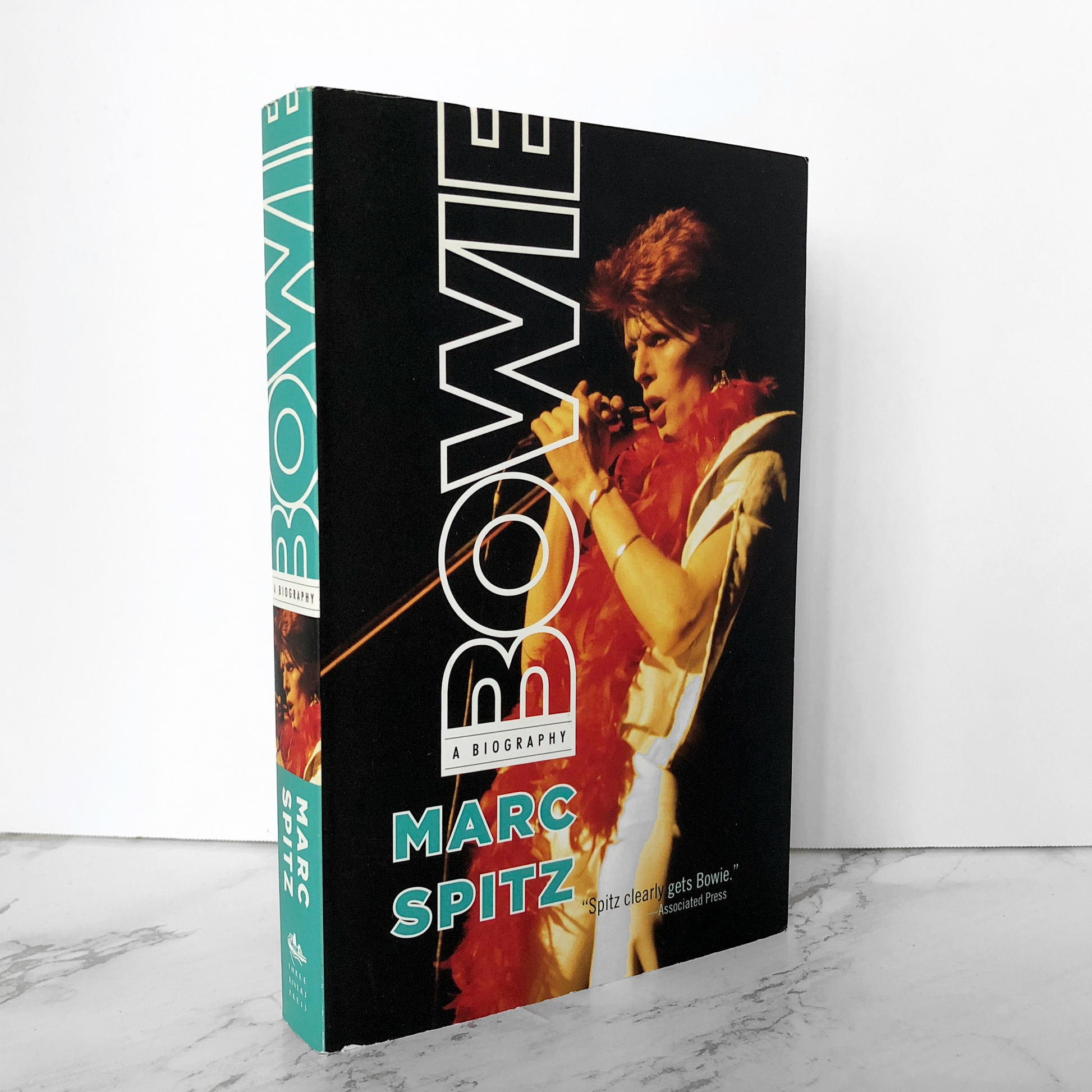 Bowie: A Biography by Marc Spitz [2015 DELUXE PAPERBACK] - Bookshop Apocalypse