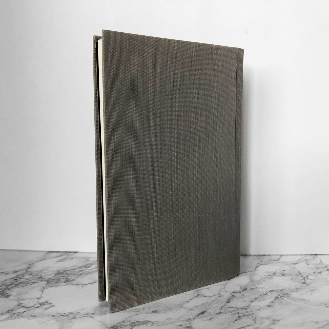 Breakfast at Tiffanys & Three Stories by Truman Capote [THE MODERN LIBRARY] - Bookshop Apocalypse