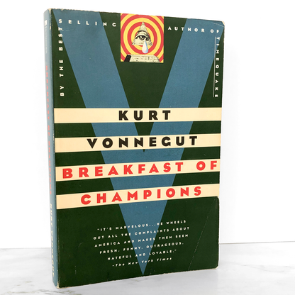 Breakfast of Champions by Kurt Vonnegut [TRADE PAPERBACK / 2006]