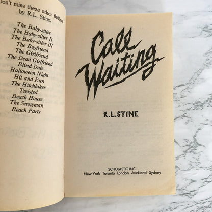 Call Waiting by R.L. Stine [1994 PAPERBACK] Point Horror #60