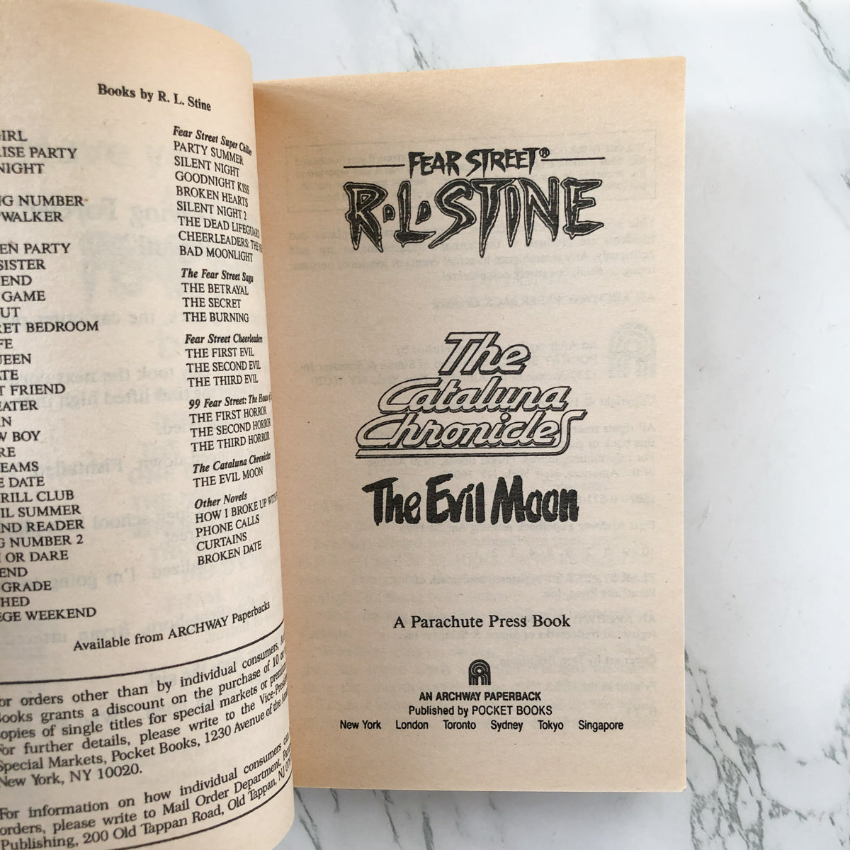 Fear Street The Cataluna Chronicles: The Evil Moon by R.L. Stine [1995 PAPERBACK] - Bookshop Apocalypse