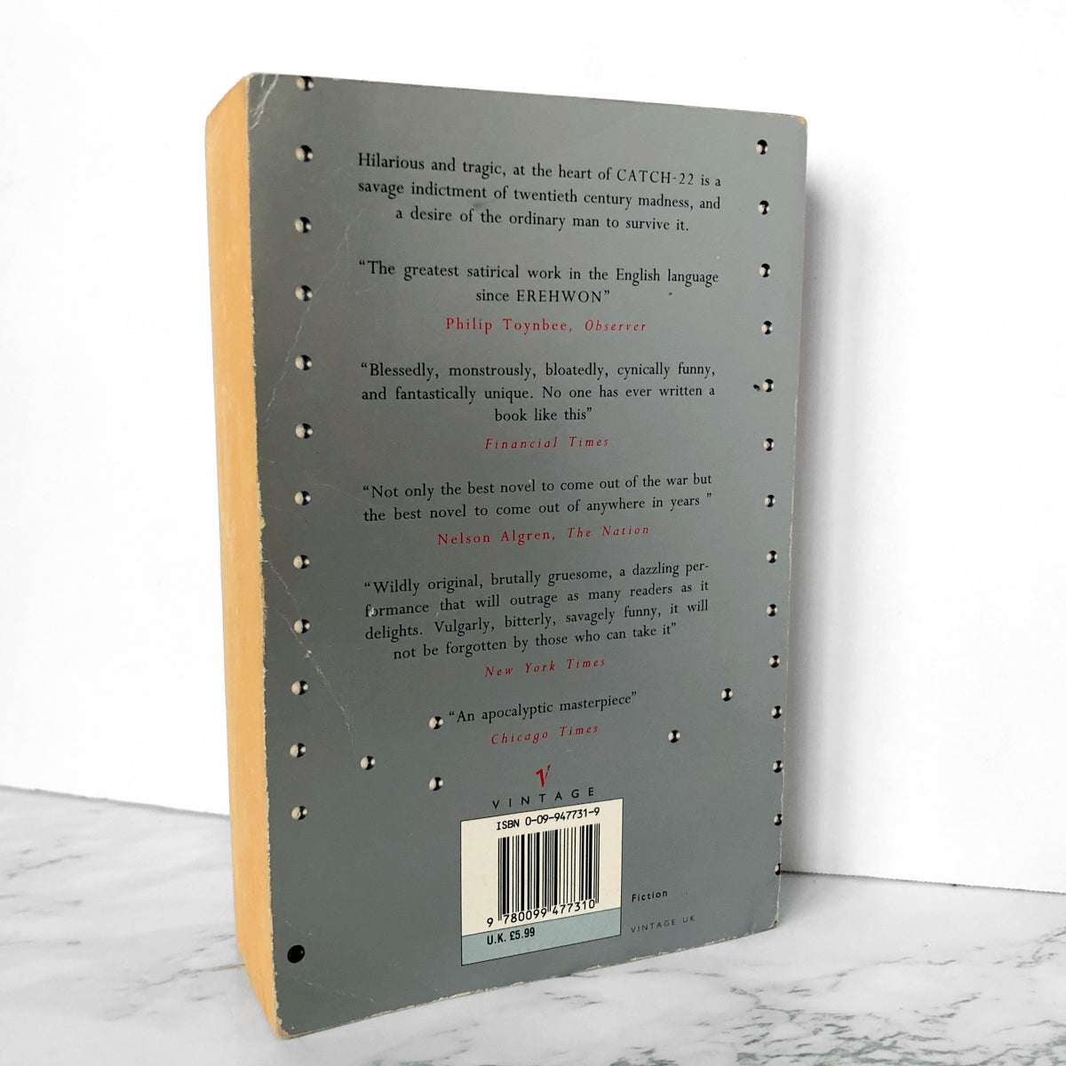 Catch-22 by Joseph Heller [1994 U.K. TRADE PAPERBACK] - Bookshop Apocalypse