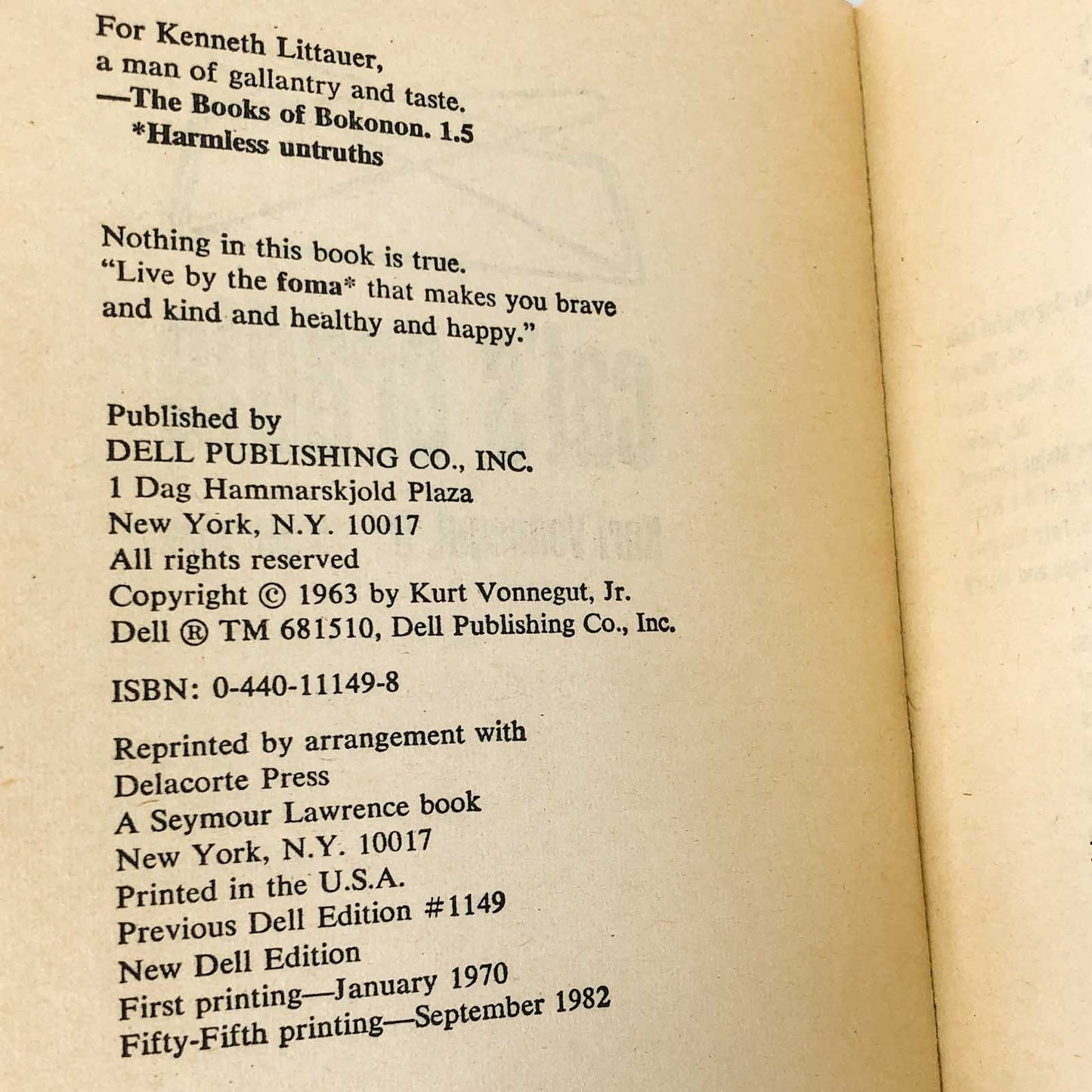 Cat's Cradle by Kurt Vonnegut [1982 DELL PAPERBACK]