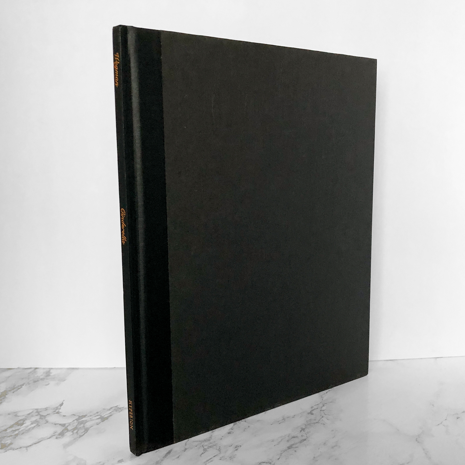 Cinderella by William Wegman [FAY'S FAIRY TALES] - Bookshop Apocalypse