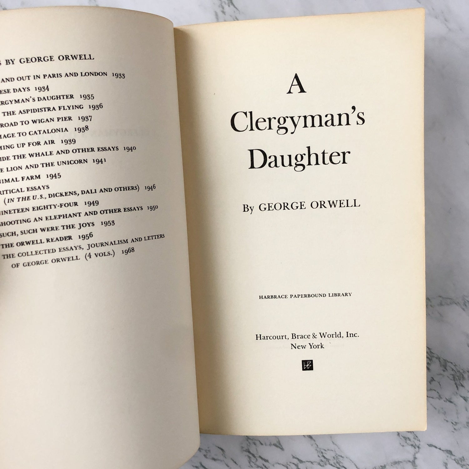 The Clergyman's Daughter by George Orwell [1968 PAPERBACK] - Bookshop Apocalypse