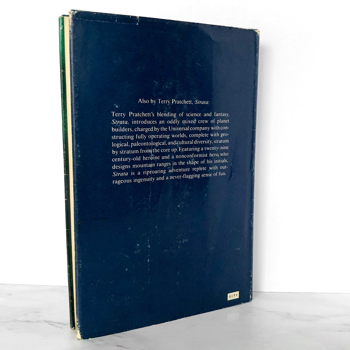 The Colour of Magic by Terry Pratchett [FIRST BOOK CLUB EDITION] 1983 • St. Martin's Press