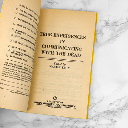 True Experiences in Communicating with the Dead by Martin Ebon [1968 PAPERBACK]