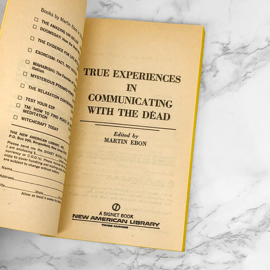 True Experiences in Communicating with the Dead by Martin Ebon [1968 PAPERBACK]