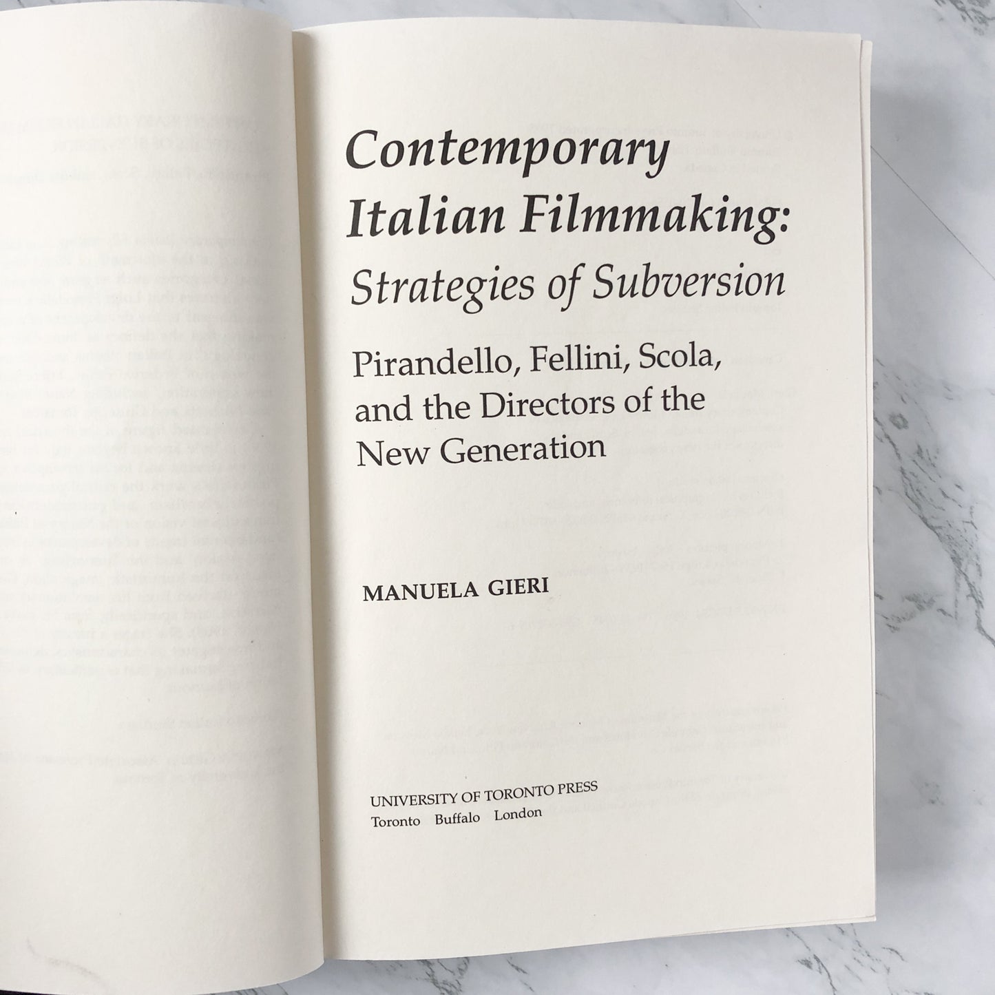 Contemporary Italian Filmmaking: Pirandello, Fellini, Scola & the Directors of the New Generation by Manuela Gieri [1995 PAPERBACK] - Bookshop Apocalypse