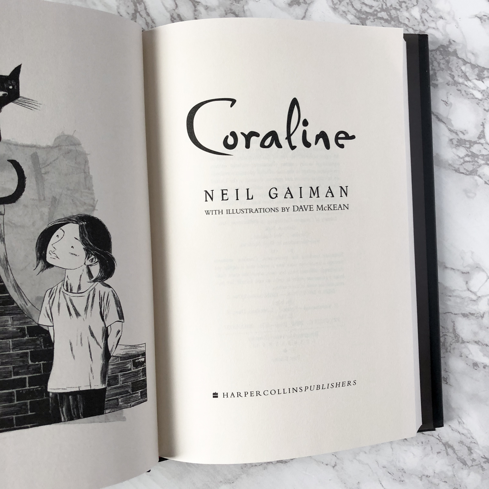 Coraline by Neil Gaiman (2002-07-01): : Neil Gaiman: Books
