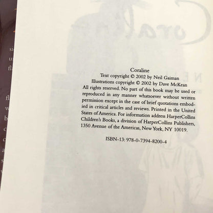 Coraline by Neil Gaiman [2002 HARDCOVER]