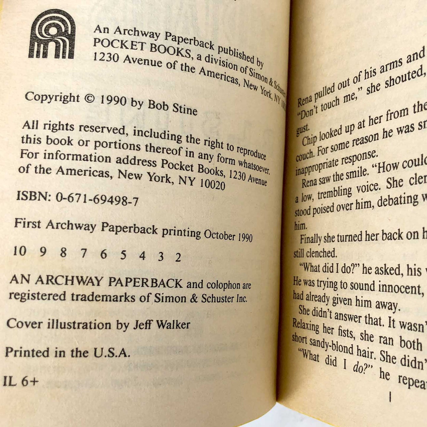 Curtains by R.L. Stine [FIRST EDITION PAPERBACK] 1990