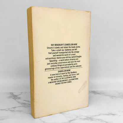 Dandelion Wine by Ray Bradbury [1969 PAPERBACK]