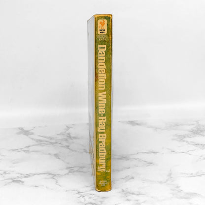 Dandelion Wine by Ray Bradbury [1977 PAPERBACK]