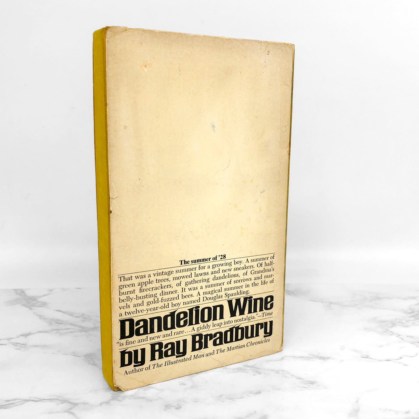 Dandelion Wine by Ray Bradbury [1977 PAPERBACK]