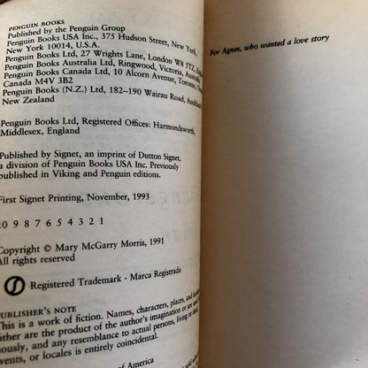A Dangerous Woman by Mary McGarry Morris [1993 PAPERBACK] - Bookshop Apocalypse