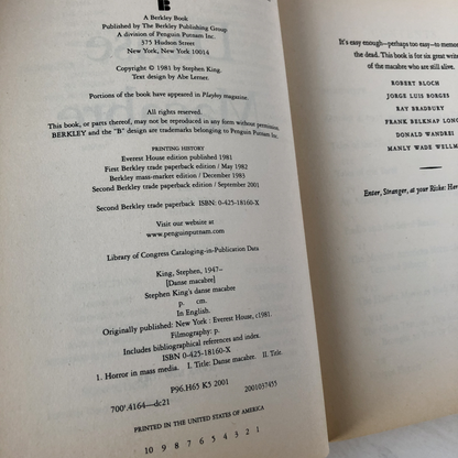 Danse Macabre by Stephen King [TRADE PAPERBACK / 2001] - Bookshop Apocalypse