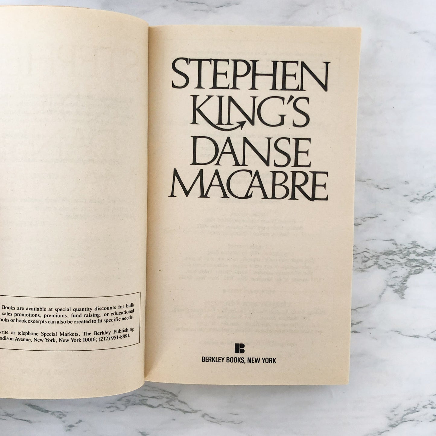 Danse Macabre by Stephen King [1983 PAPERBACK]