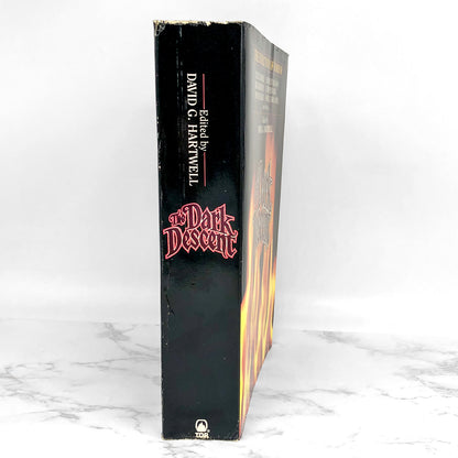The Dark Descent: The Evolution of Horror edited by David G. Hartwell [1987 TRADE PAPERBACK]