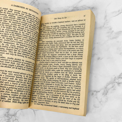 A Darkness at Sethanon by Raymond E. Feist [FIRST PAPERBACK EDITION] 1987