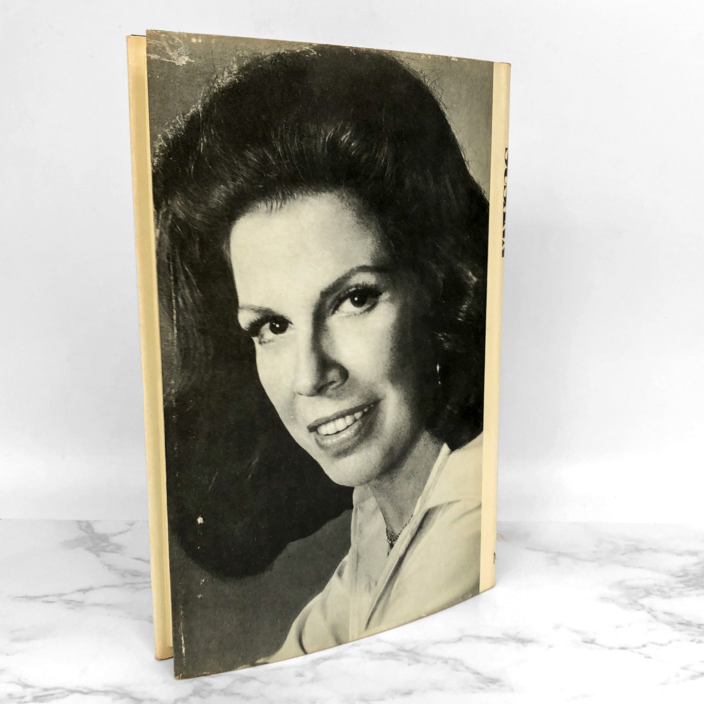 Dolores by Jacqueline Susann [1976 HARDCOVER]