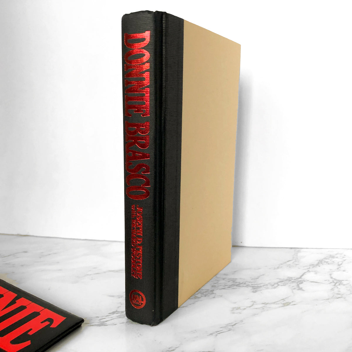 Donnie Brasco by Joseph D. Pistone [BOOK CLUB EDITION] - Bookshop Apocalypse