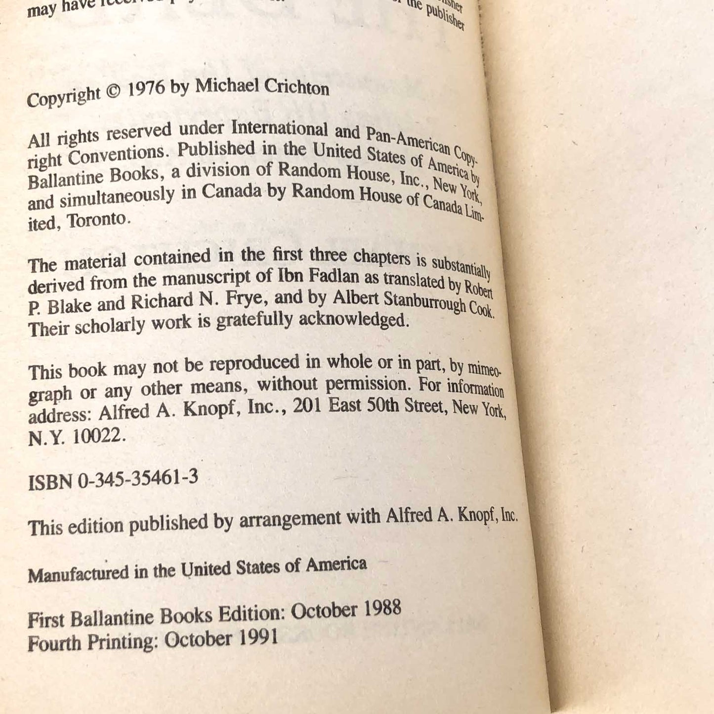 Eaters of The Dead by Michael Crichton [1991 PAPERBACK]