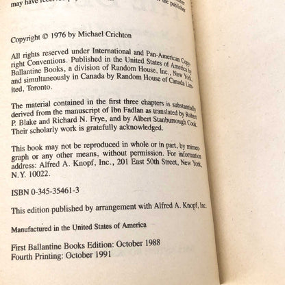 Eaters of The Dead by Michael Crichton [1991 PAPERBACK]