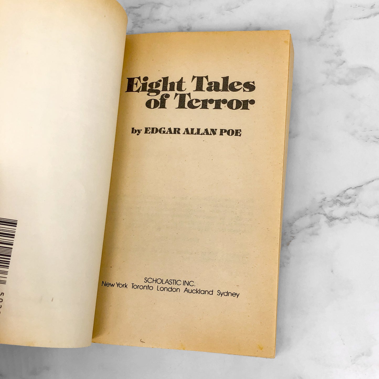 Eight Tales of Terror by Edgar Allen Poe [1978 PAPERBACK]